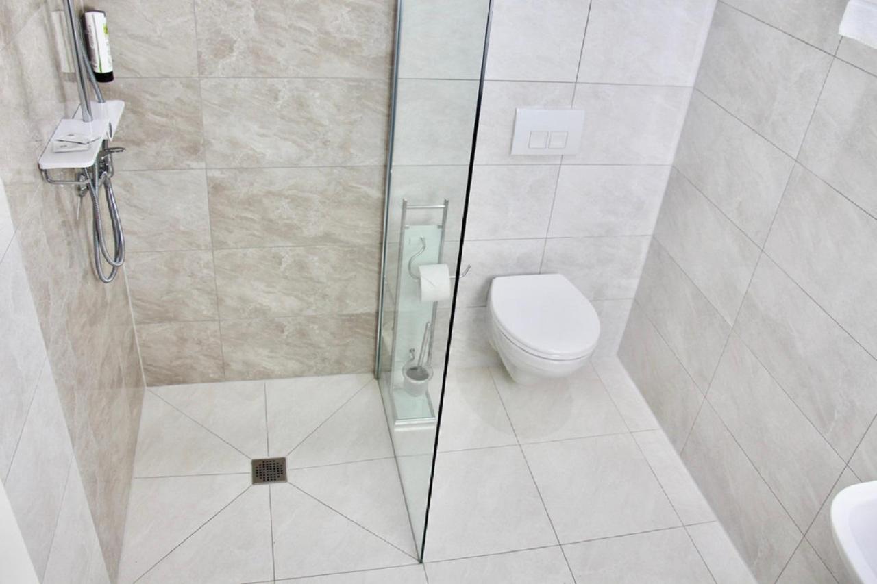 ולטן Parkhotel Viktoria מראה חיצוני תמונה